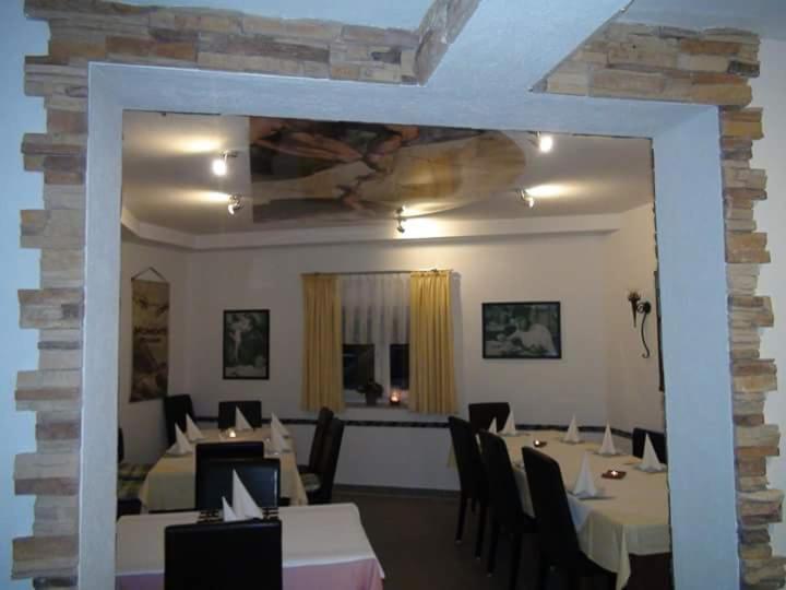 Fino Da Mario Hotel Ebersbach an der Fils Exterior photo